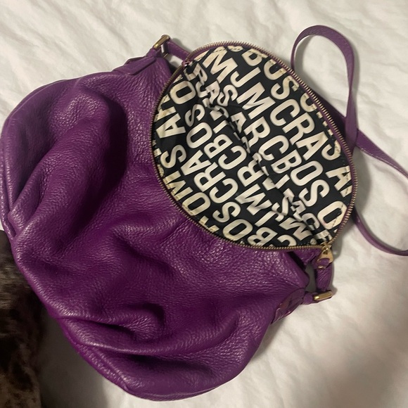 Marc by Marc Jacob’s Natasha bag in purple - Picture 10 of 11